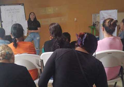 Crianza-Positiva-Promesa-Femenina